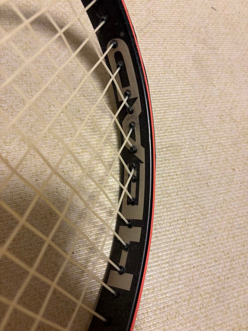 テニスラケットHEAD GRAVITY