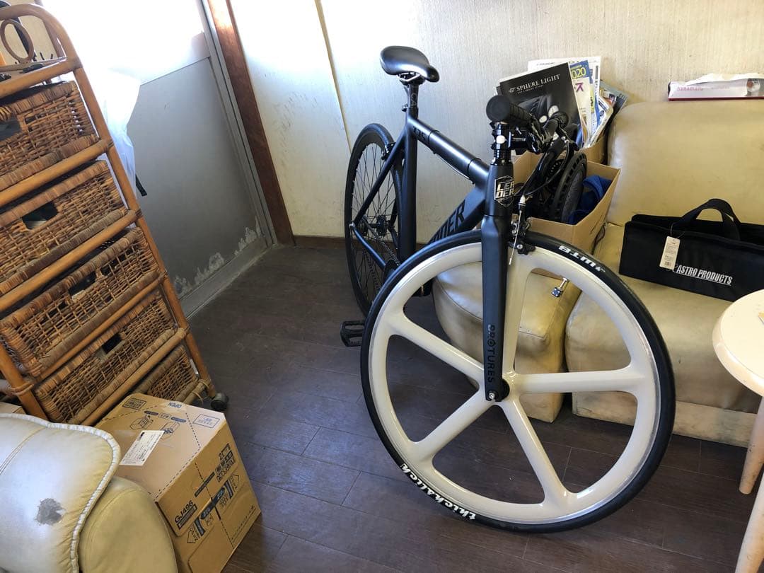 AEROSPOKE エアロスポーク フロント 700C ピスト バトンホイール