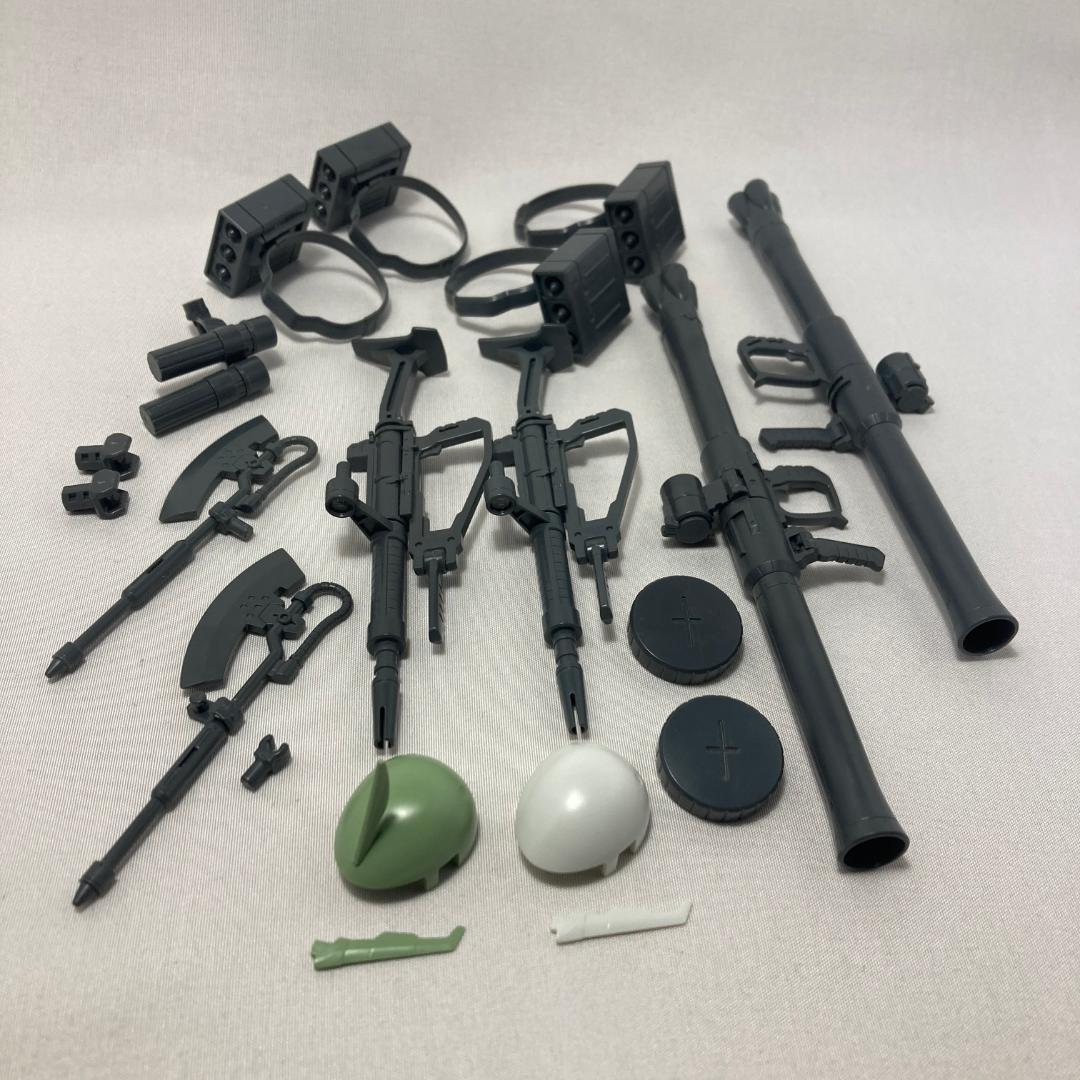 MG ザク 2.0 30th版&ホワイトオーガー仕様 素組み2体セット