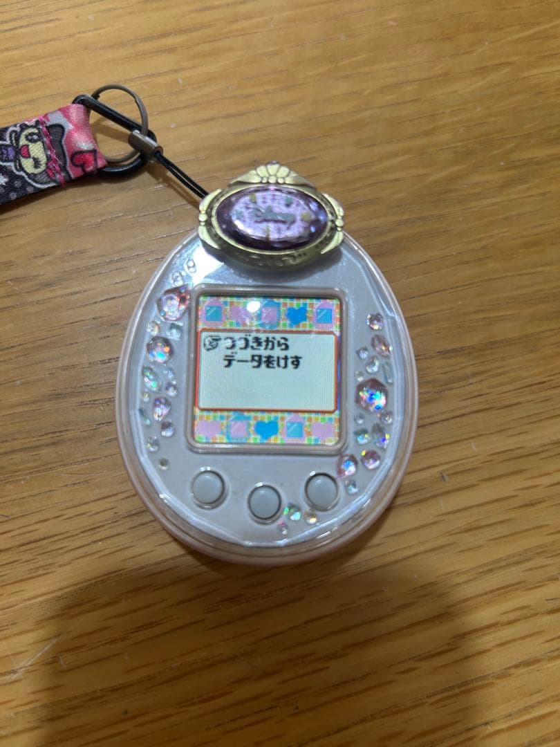 たまごっちピース 本体 たまデコピアスDisney ストラップ付き