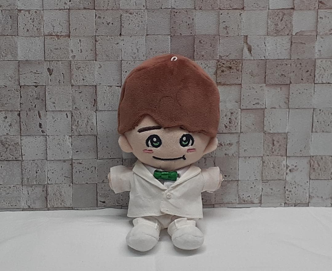 ちびぬい　なにわ男子　1stLove＆花婿風　服　衣装　白スーツ　大橋和也