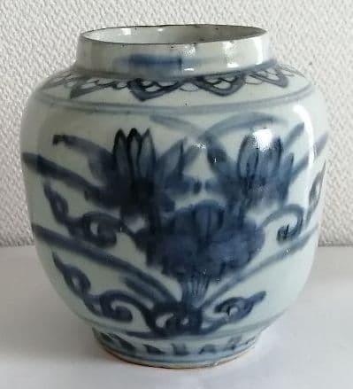 中国　景徳鎮　壺