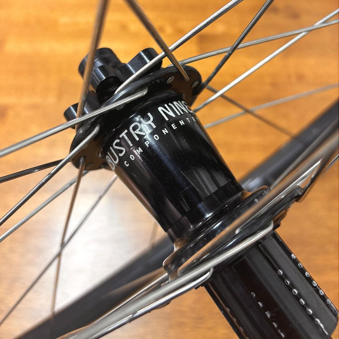 INDUSTRY NINE ハブ　STANS Flow EX3手組ホイール 前後