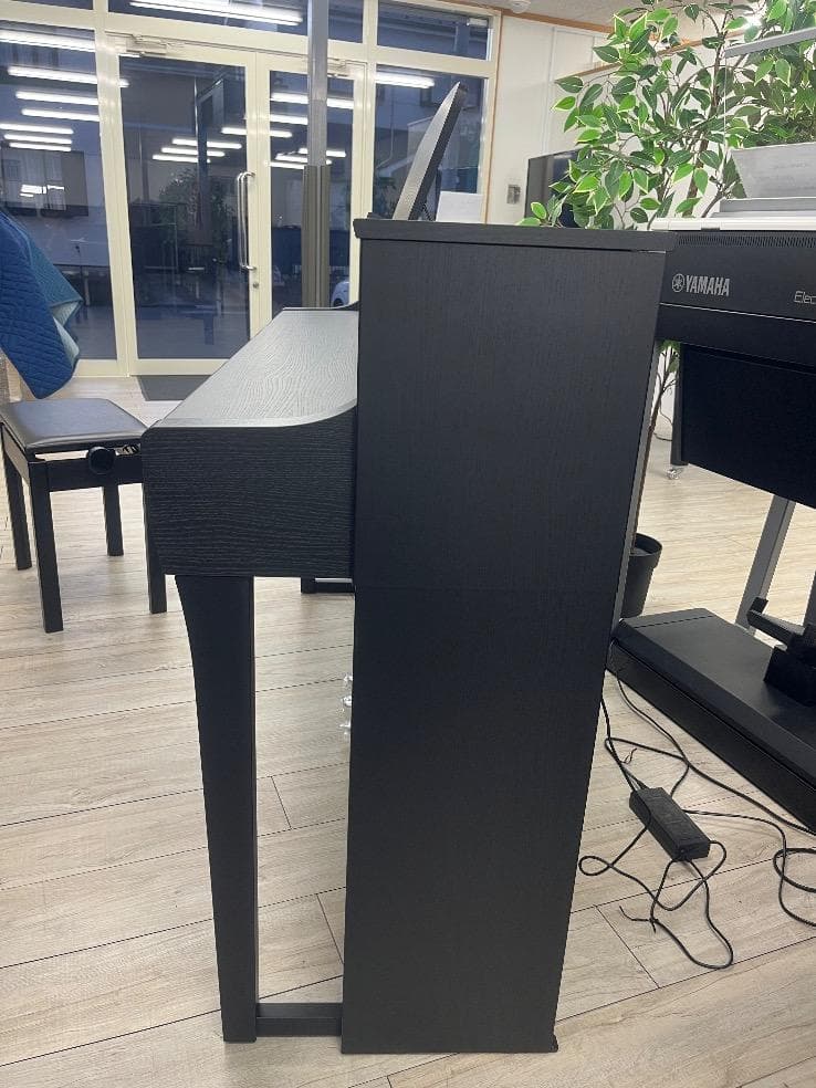 ★75597【電子ピアノ】YAMAHA　CLP775B　20年製