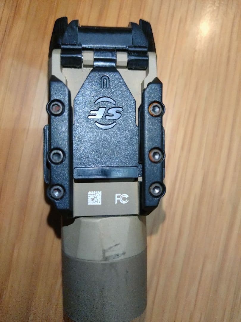 SUREFIRE X300U-A タンカラー 実物中古品