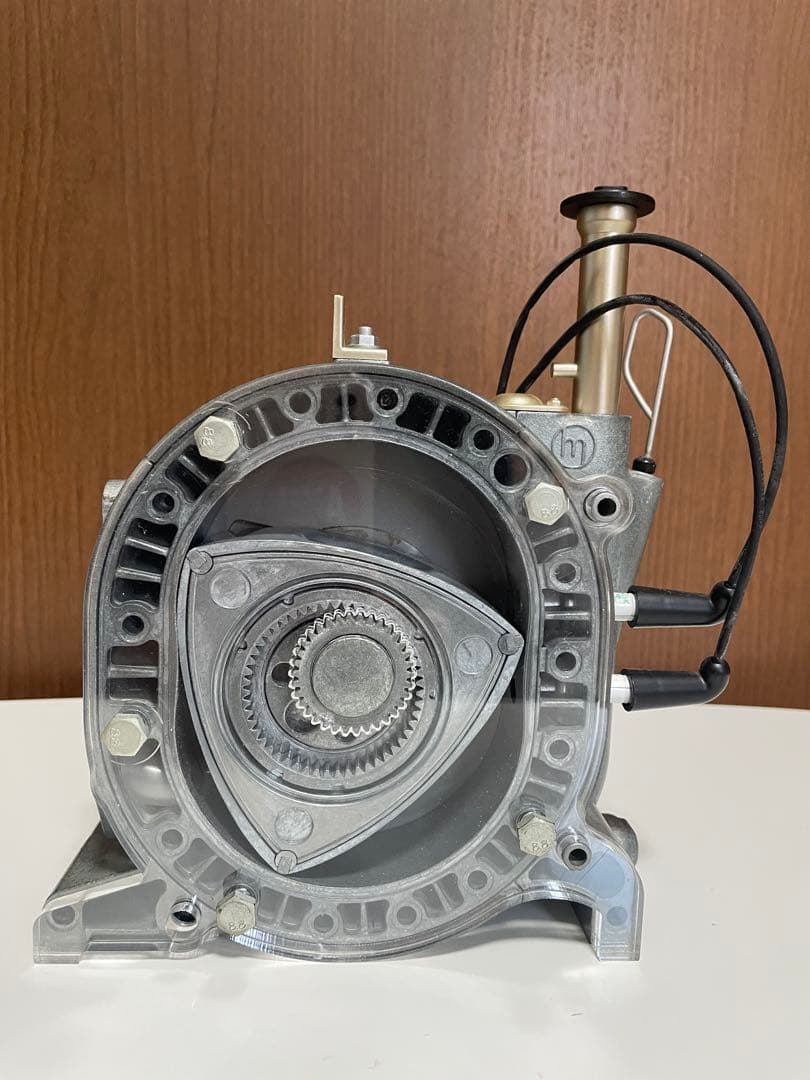k*e様 デアゴスティーニ マツダ コスモスポーツ ロータリーエンジン 完成品