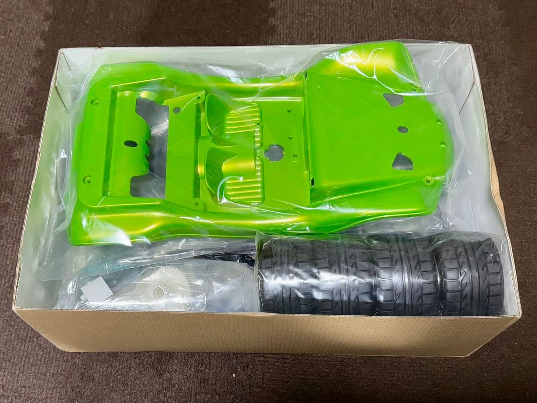 未組立・未開封品 タミヤ 1/10RC ストリートバギー 塗装済ボディ