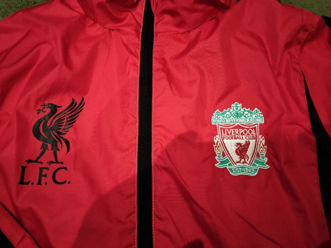 リバプールFC ウィンドブレーカー　サッカー　フットボール　ウェア　希少