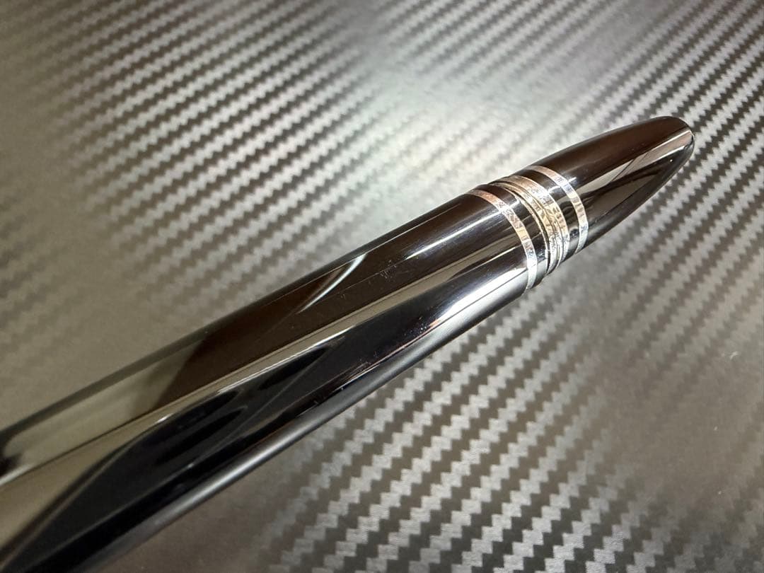 未使用に近い モンブラン スターウォーカー レジン ローラーボール