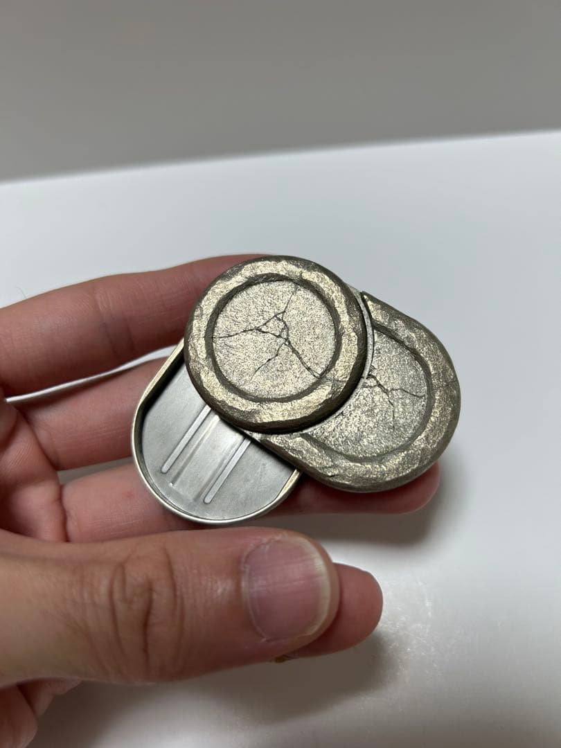 ACEdc×GoBiggeR MILKIA フィジェットトイ