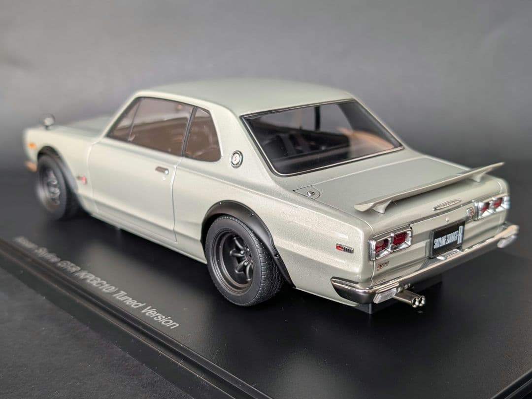 【ちっち】オートアート 1/18 GT-R KPGC10 ハコスカ