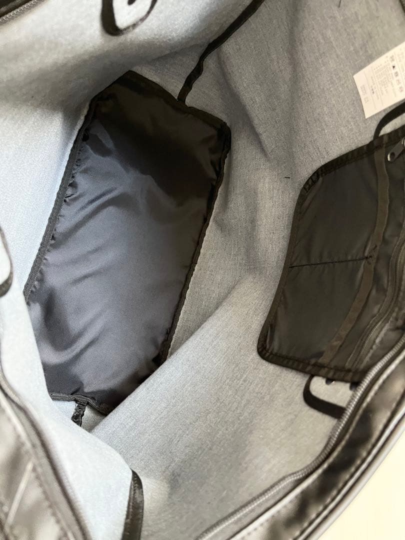 新品　未開封　日本未入荷Nikeジム、デイリーバック24L お値下げしました