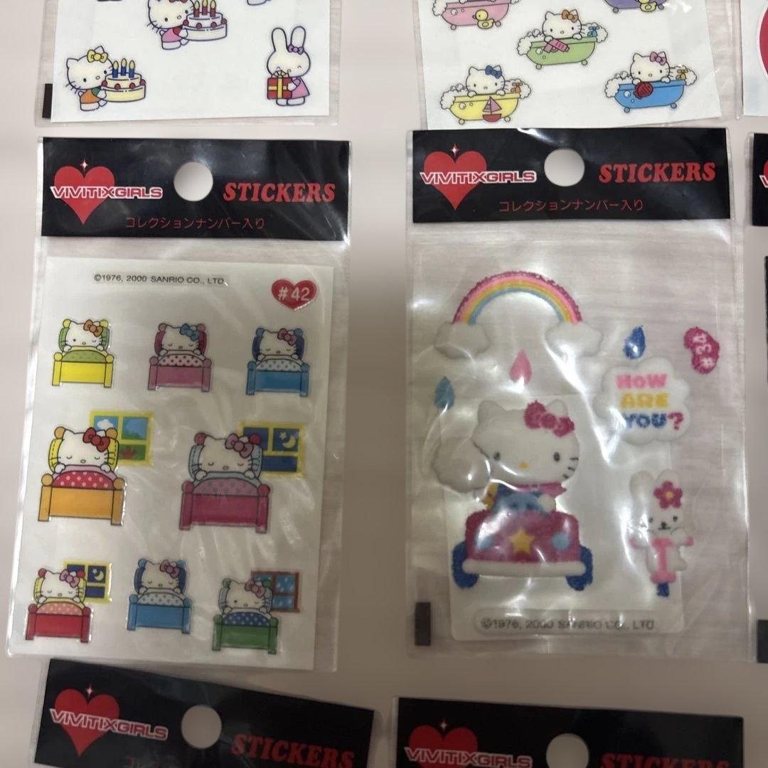 レア　vivitix girls ハローキティ 専用ケース付きシール大量セット