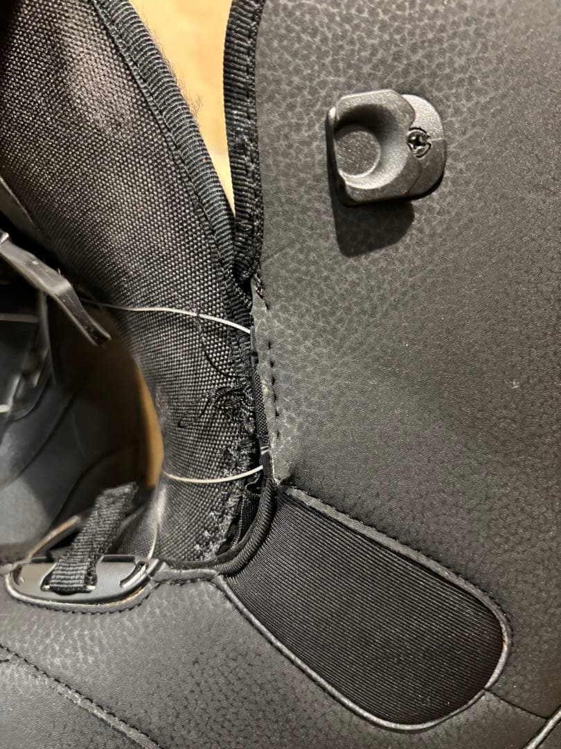 スノーボードブーツ 黒 ボアライニング