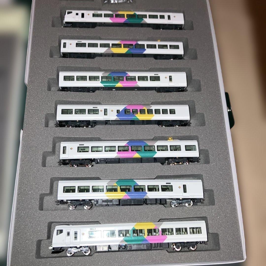 KATO 10−433 E25:系　基本7両セット ＋増結セット3両