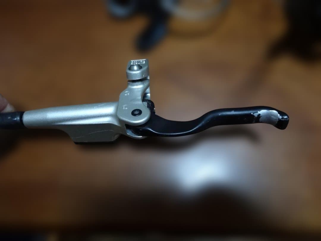 Shimano Deore 油圧ブレーキ＋シフトレバー（３×９速）セット（中古）