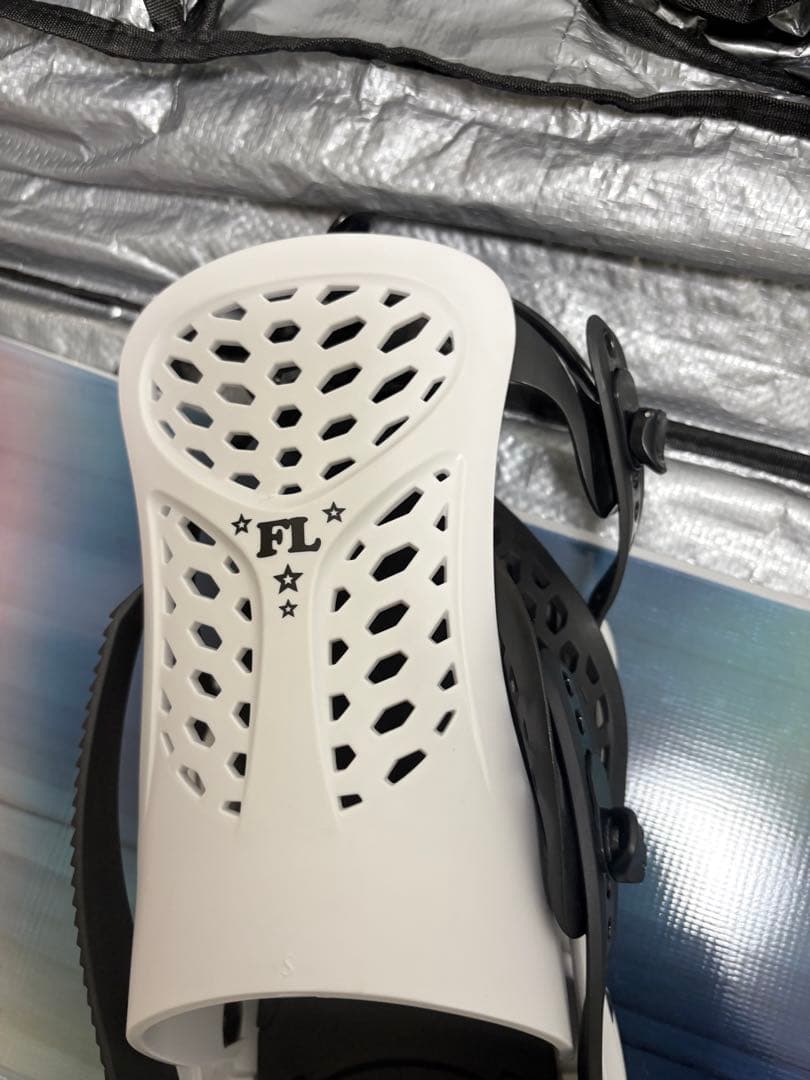 スノーボード スノーボード板 ビンディング