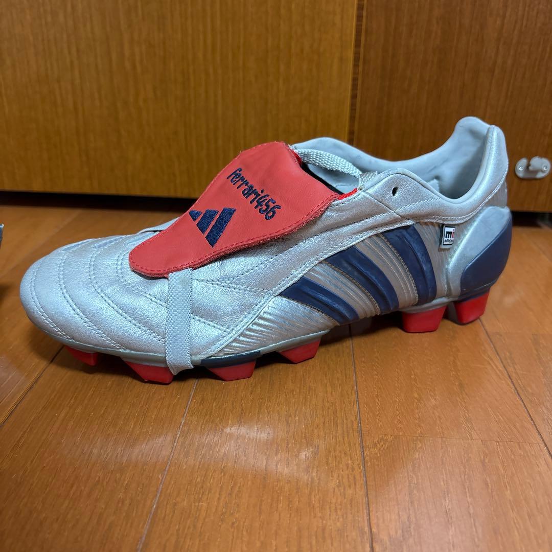 【タグ付き新品】adidas サッカースパイク　プレデター　パルス　2004