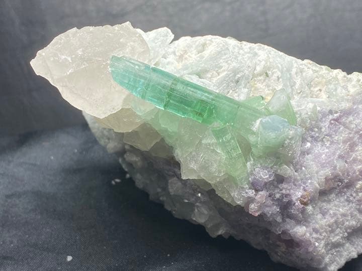 トルマリン　ピーチ鉱山　236g