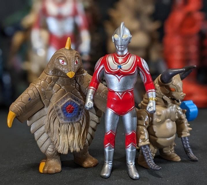 帰ってきたウルトラマン＆登場怪獣（バンダイ）ソフビ10体セット＋３