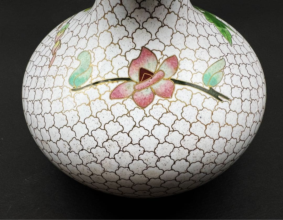 中國美術 古玩 景泰蓝 白地花瓶 七宝焼花瓶 置物