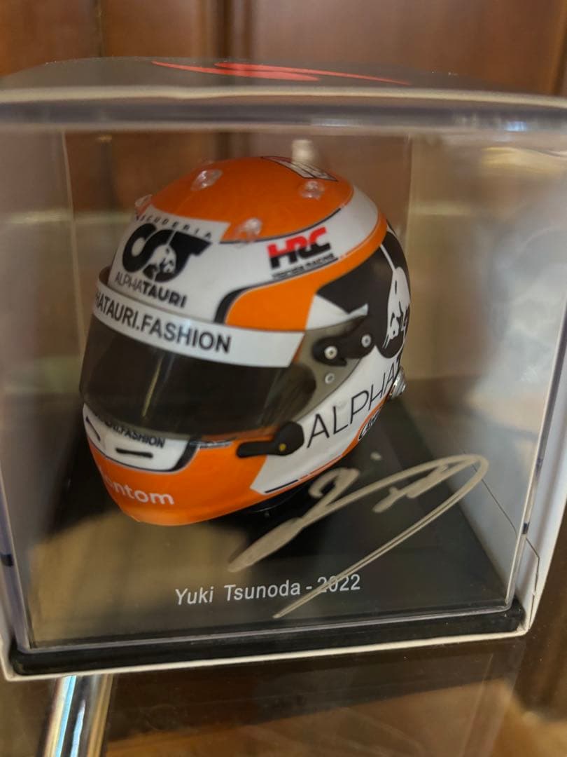 【激レア！】角田裕毅 直筆サイン入り2022年 ヘルメット Spark