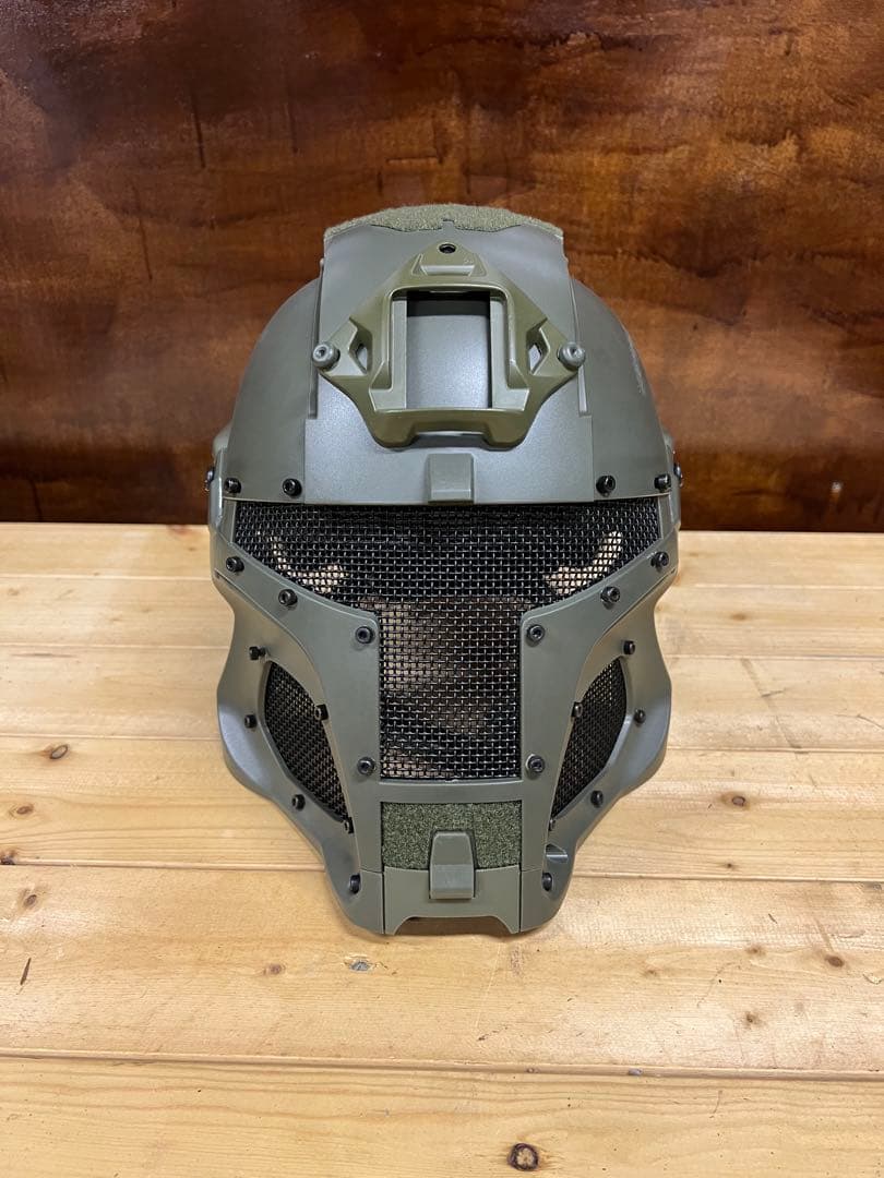 タクティカル　エアソフト　フルフェイスヘルメット メッシュガード付き　コスプレ