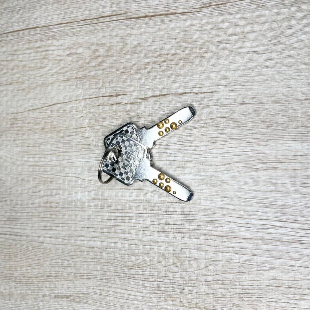 【美品】日本アイエスケイ 耐火金庫 CPX-A4 A4ファイル収納　アイボリー