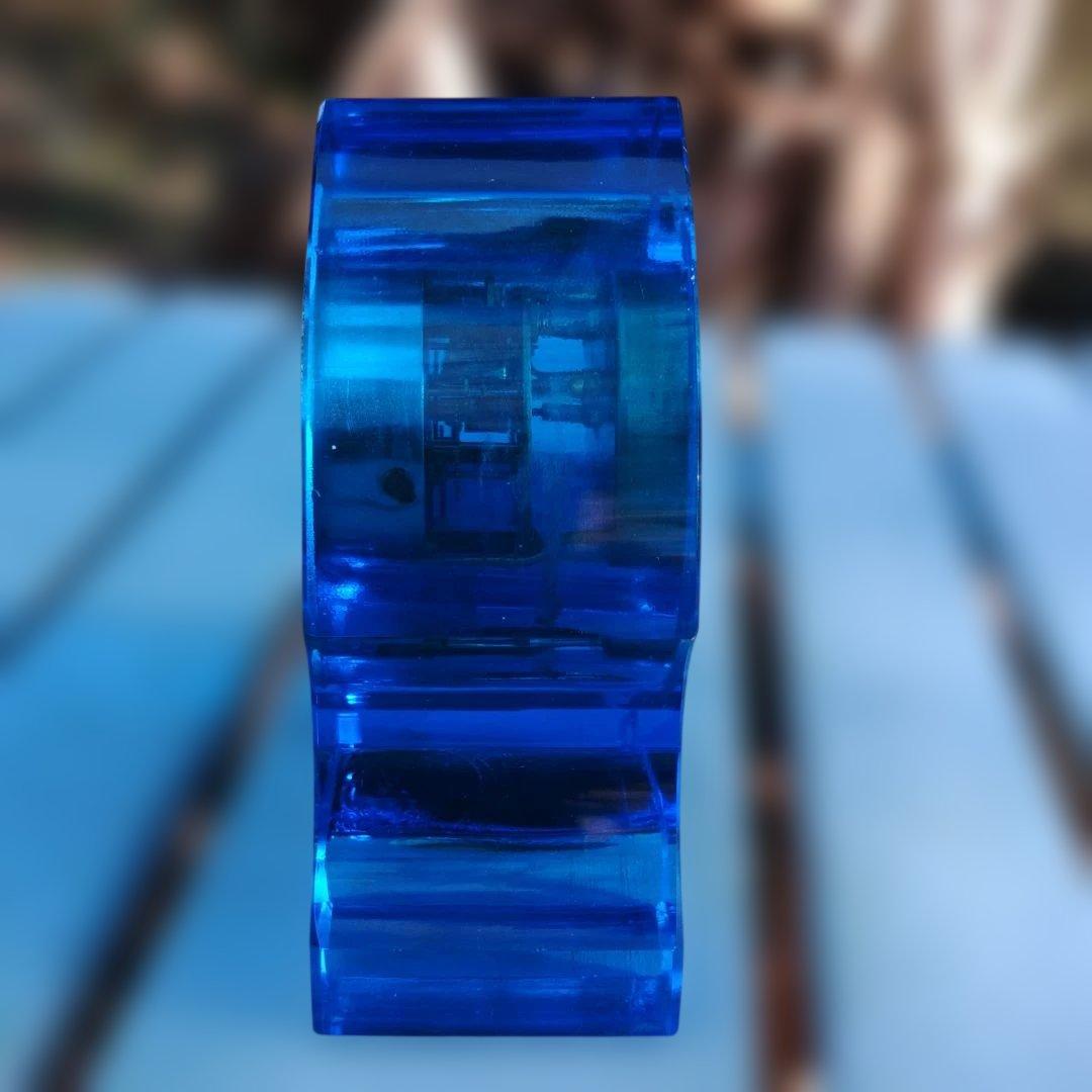 レトロ置時計　青ガラス時計