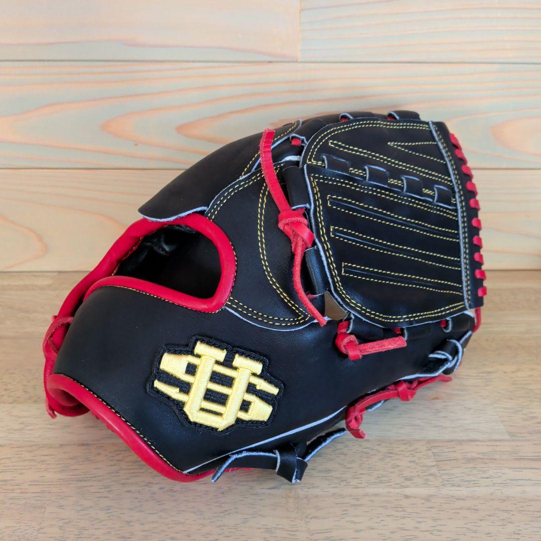 【未使用品】アップセット限定品　軟式　投手用　ブラック×レッド