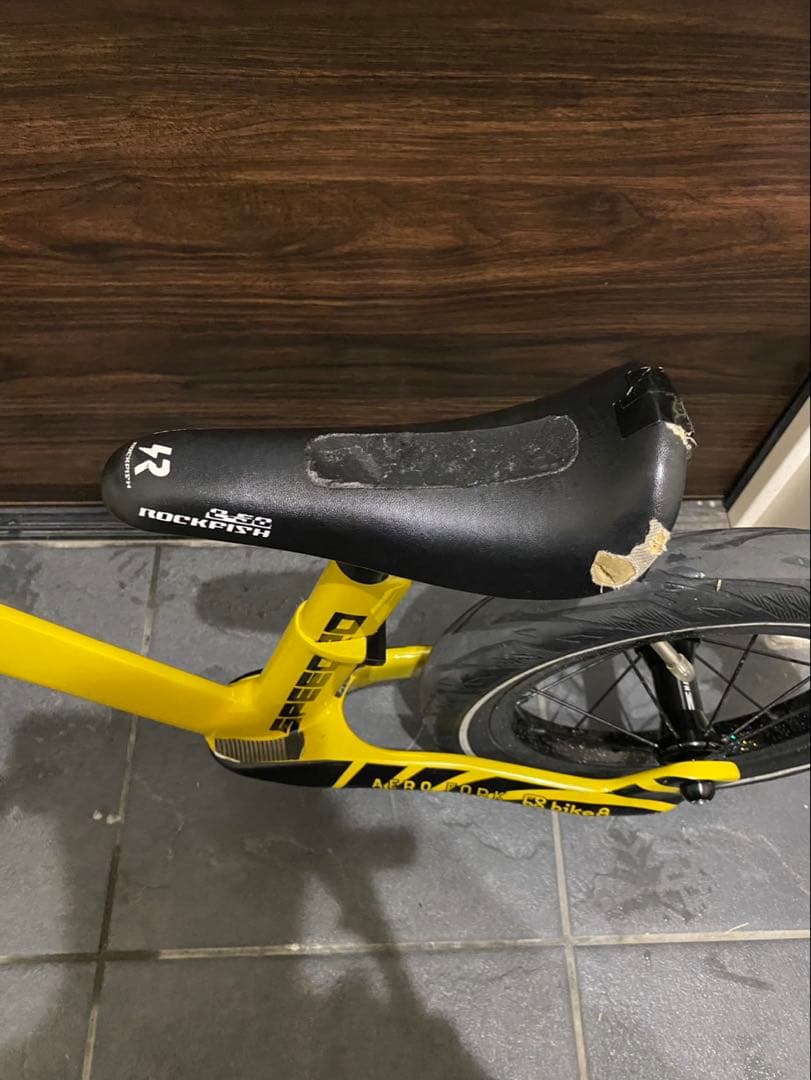 bike8 エアロスピード　ランバイク　カーボンフレーム