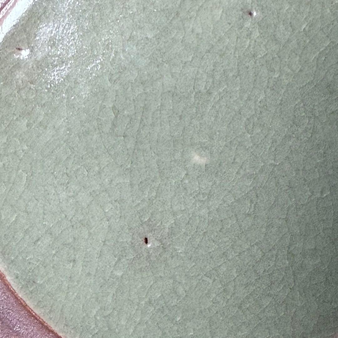 古伊万里　古波佐見　青磁陽刻大皿　共箱　1700年前後　美しい貫入　35.9cm