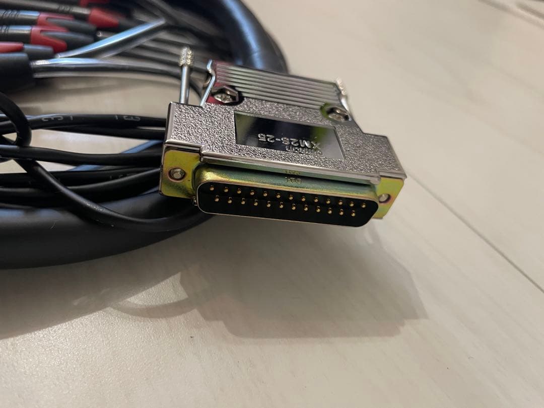 MOGAMI 2932 モガミ マルチケーブル D-Sub25→TRS 2m