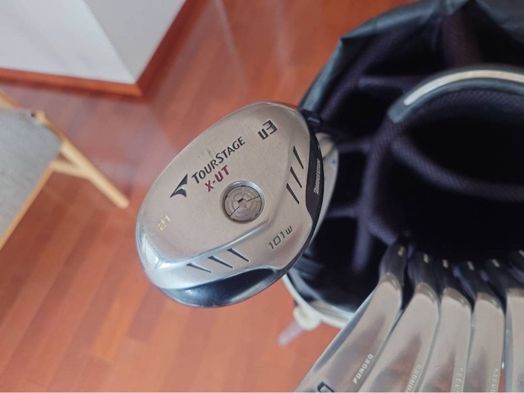 【シオ】ゴルフバックandゴルフクラブセット　初心者におすすめ