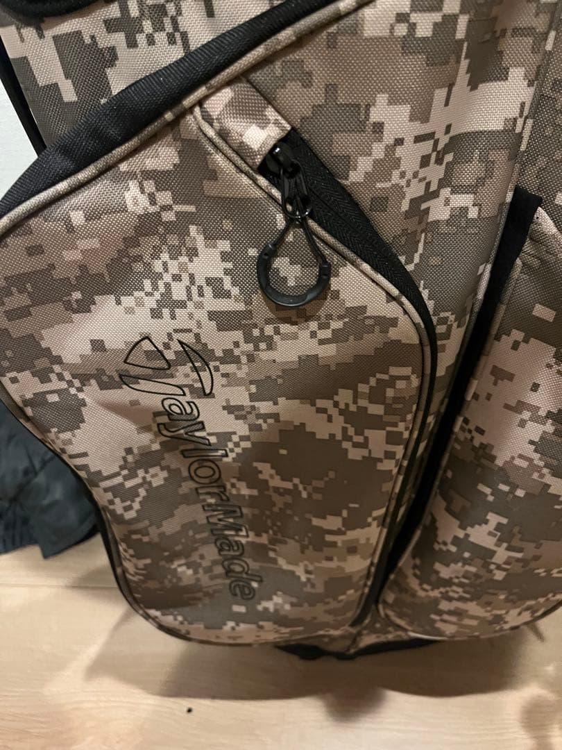 テーラーメイド　キャディバッグ　カート　9.5 スタンド　バッグ　ゴルフ