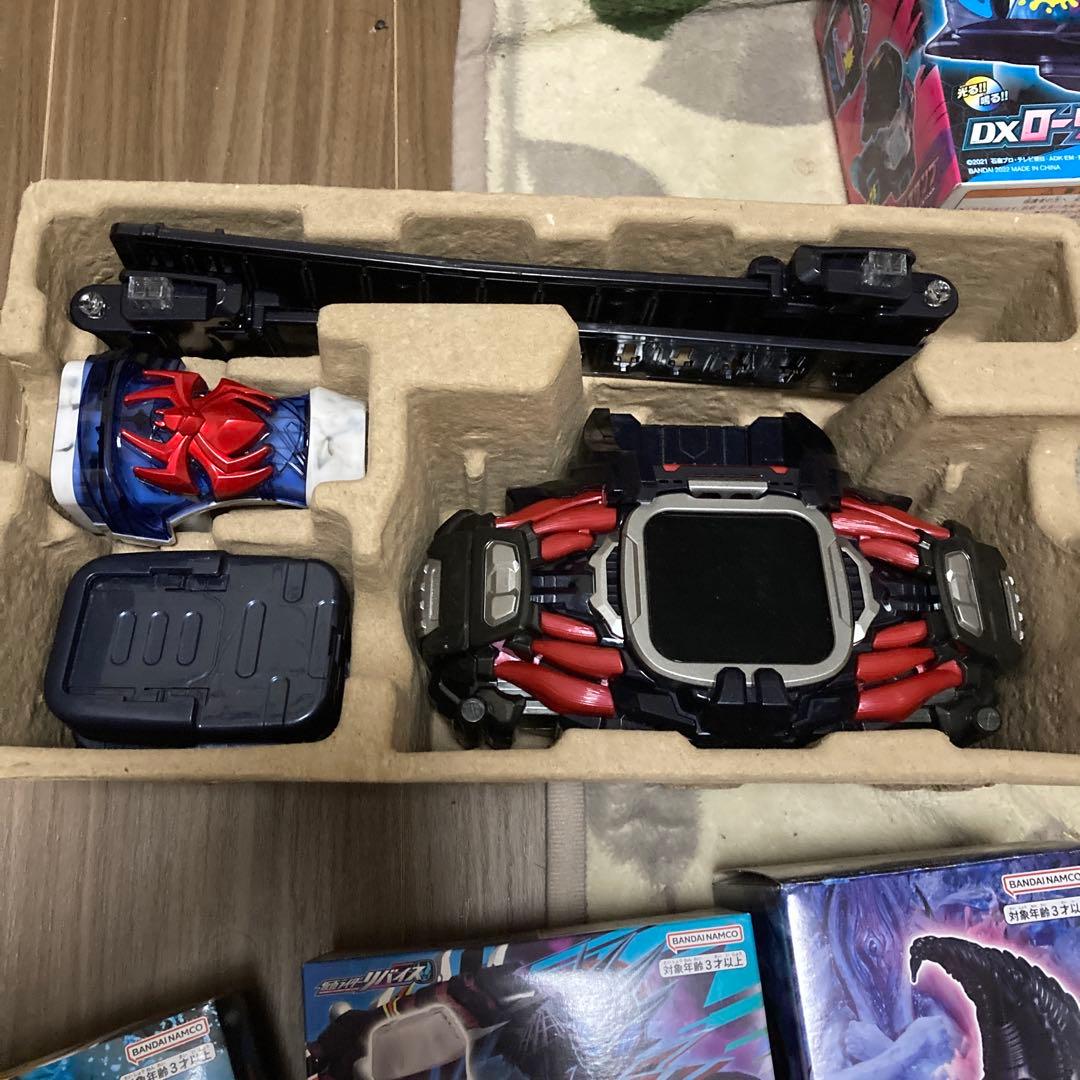 仮面ライダーリバイス　まとめ売り
