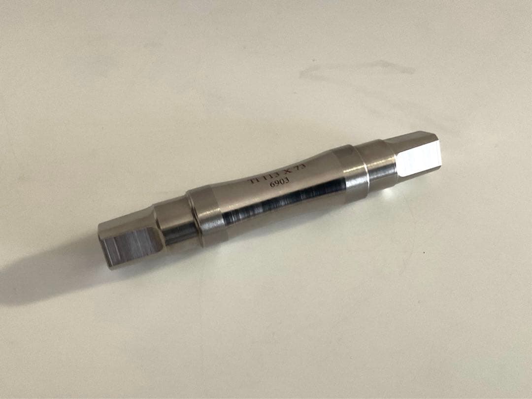 【新品】チタンWhite IndustriesスクエアテーパーBB 113×73