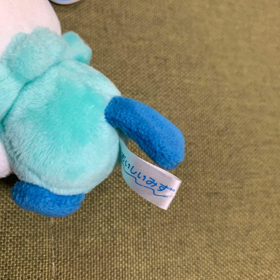 レア　おいしいみず　ミジュマル　ポケモンセンター　キーホルダー　ぬいぐるみ