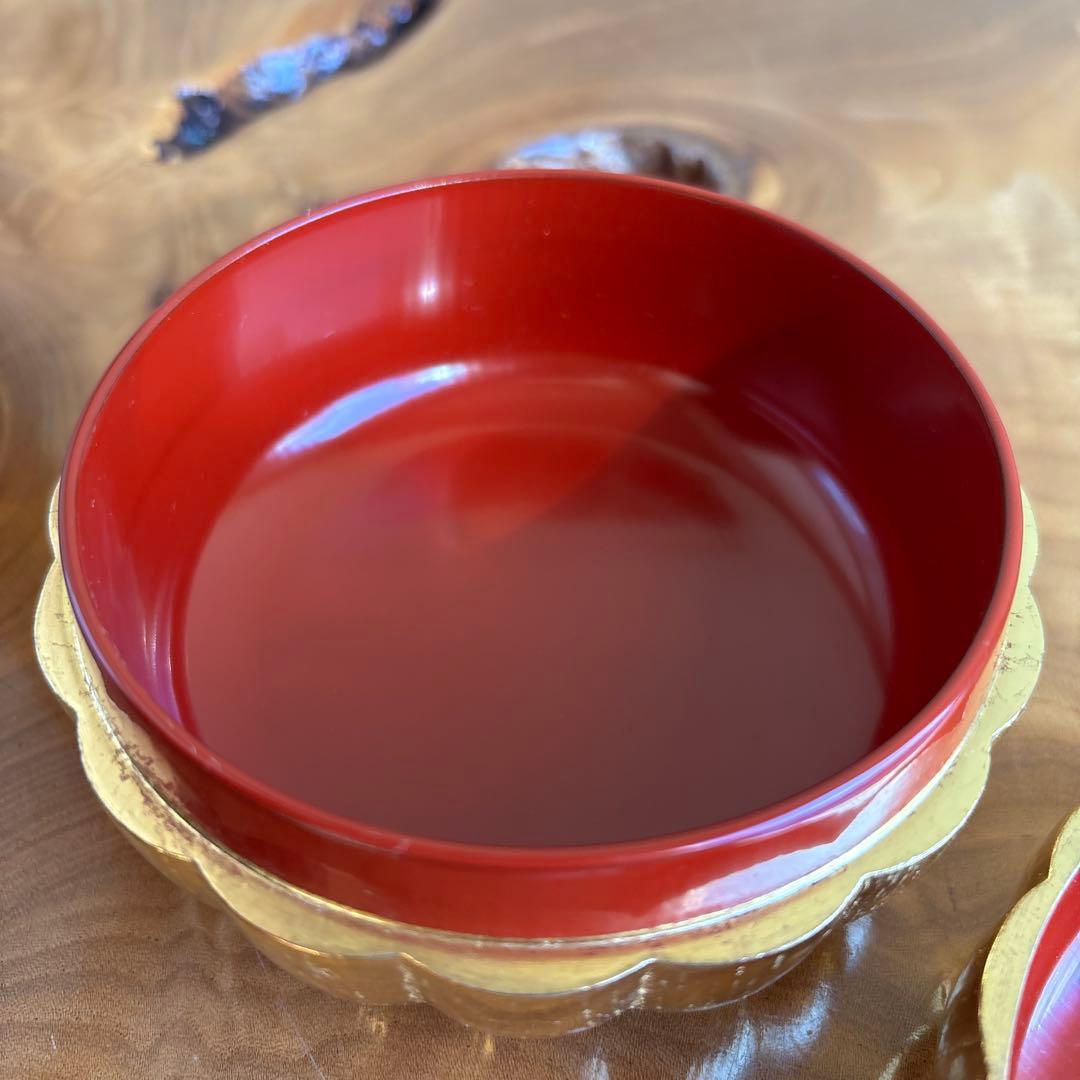 菓子器　黄金色　漆塗り　小物入れ