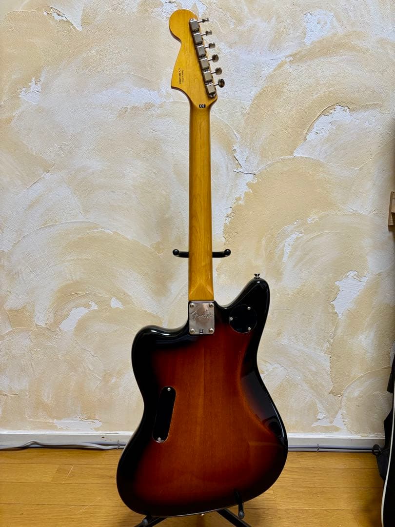 Fender JAGUAR エレキギター 新品・未使用　再度価格見直しました