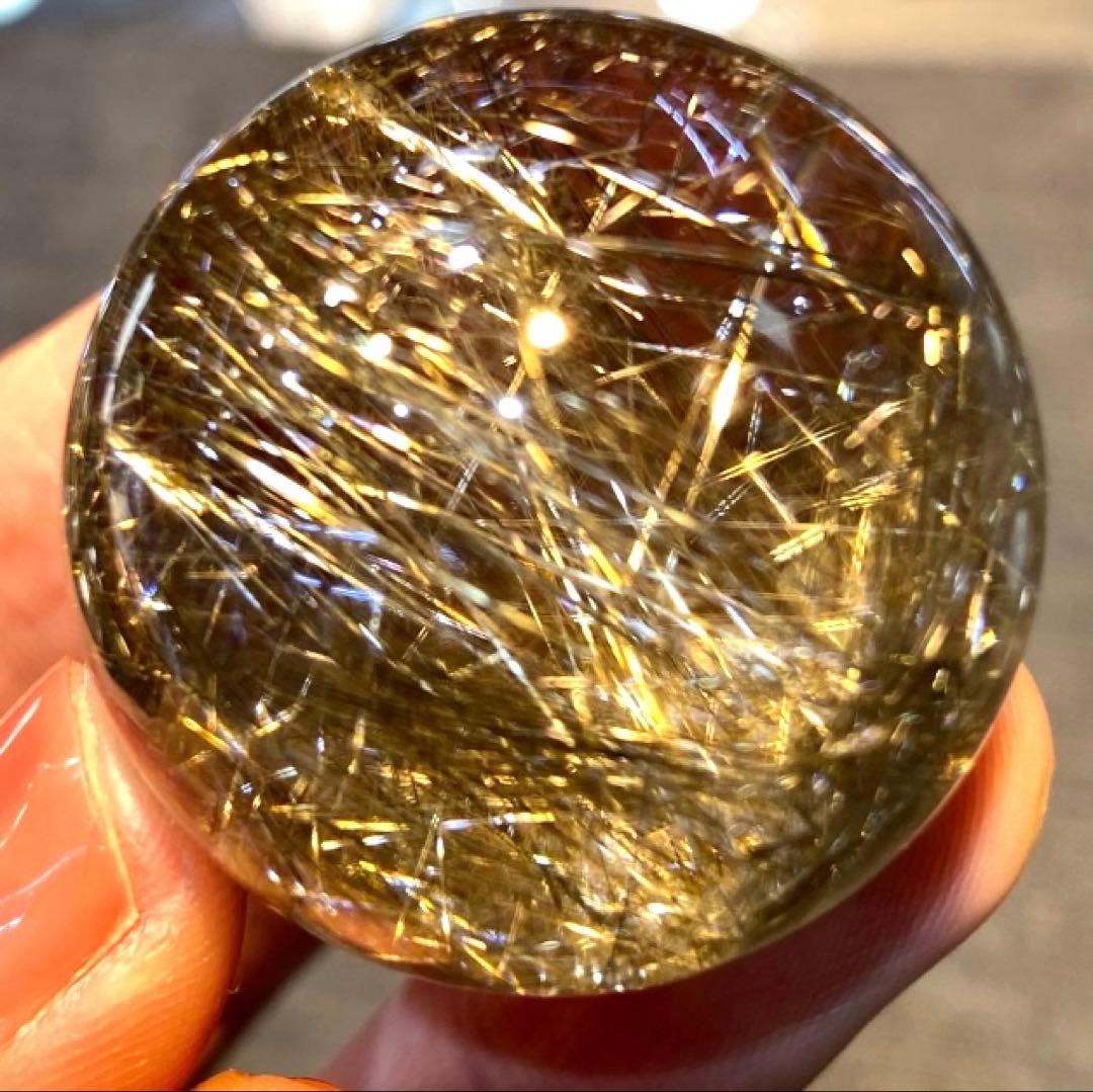 超絶綺麗✨34mm ゴールドルチルクォーツ　丸玉スフィア　金針水晶