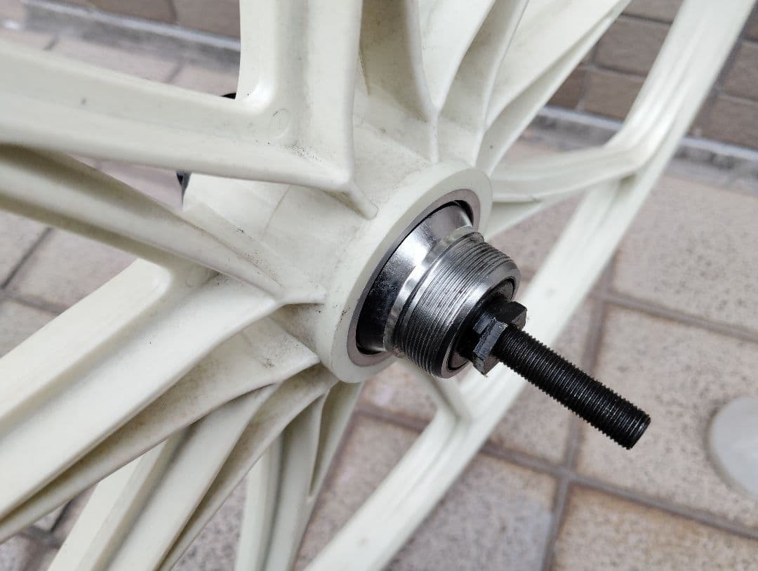 新品 OGKプラホイール 26㌅白 前後セット