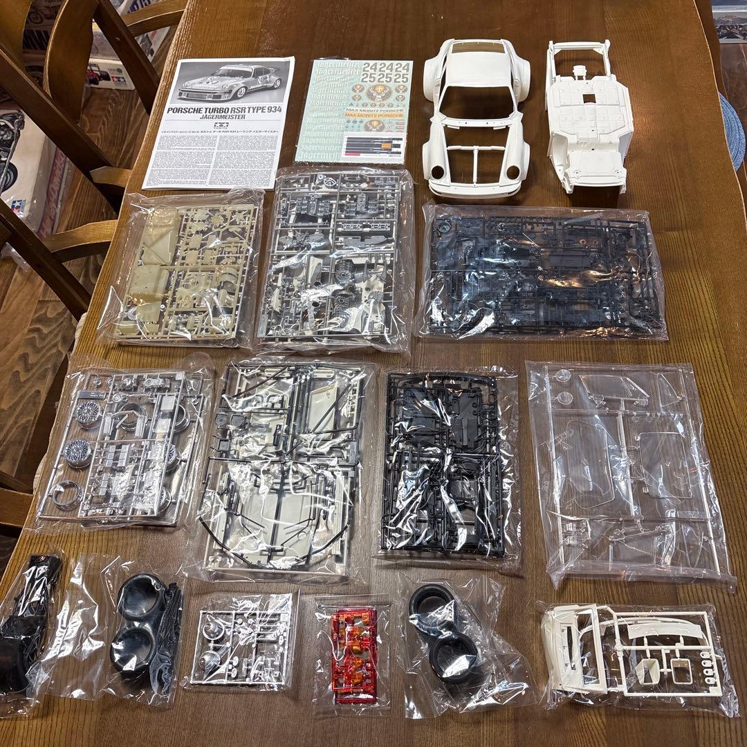 タミヤ　1/12 プラモデル　ポルシェ　934 RSR エッチングパーツ付