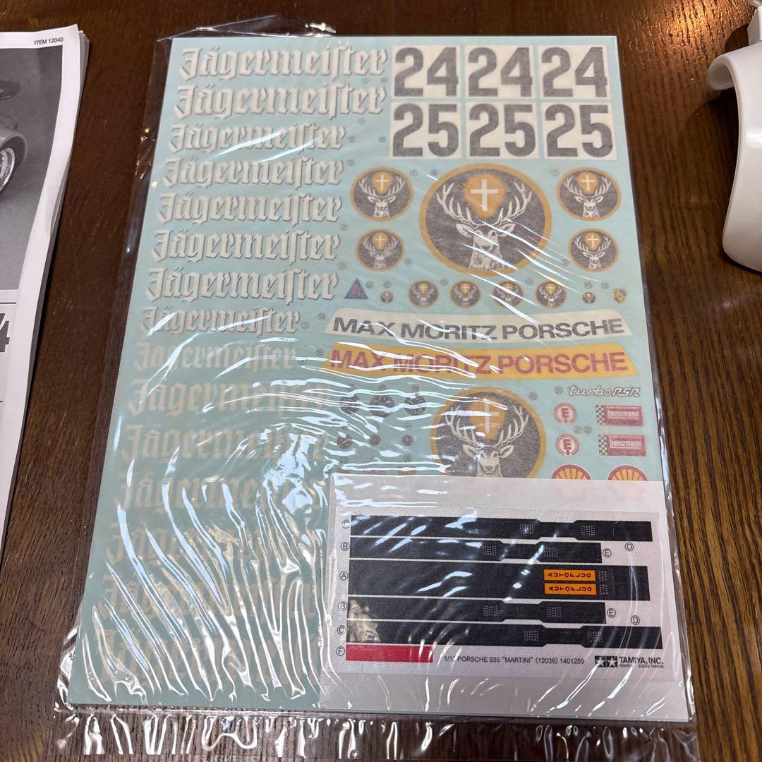 タミヤ　1/12 プラモデル　ポルシェ　934 RSR エッチングパーツ付