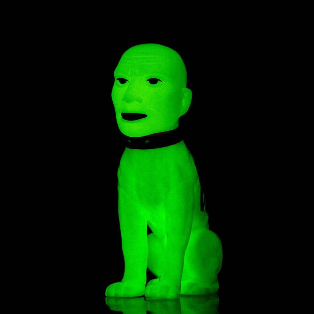 未開封　早い者勝ち　人面犬　蓄光　インディーズ　ソフビ