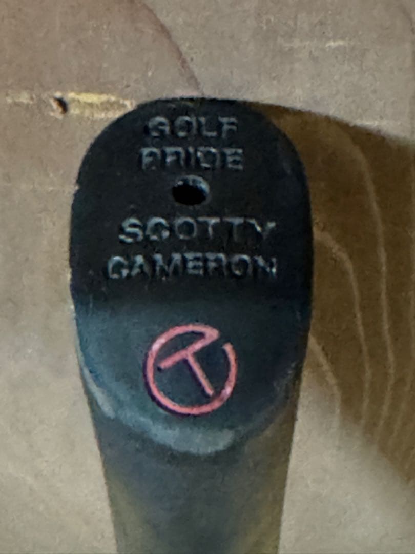 スコッティキャメロン　 密かに話題のファントム9 33インチ