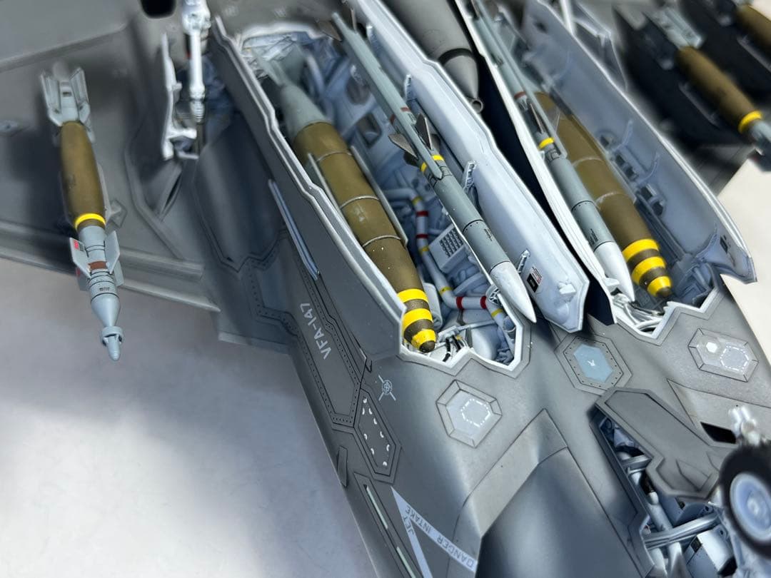 タミヤ 1/48 F-35C （完成品）