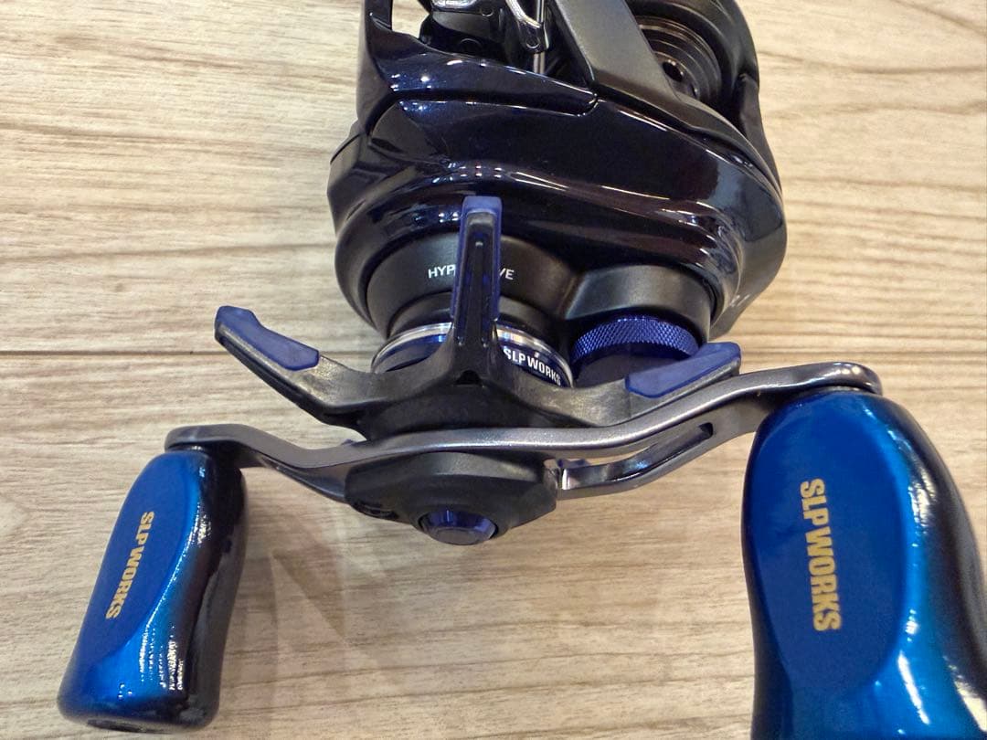 DAIWA 23 ソルティスト BF TW 8.1L PE SP カスタム