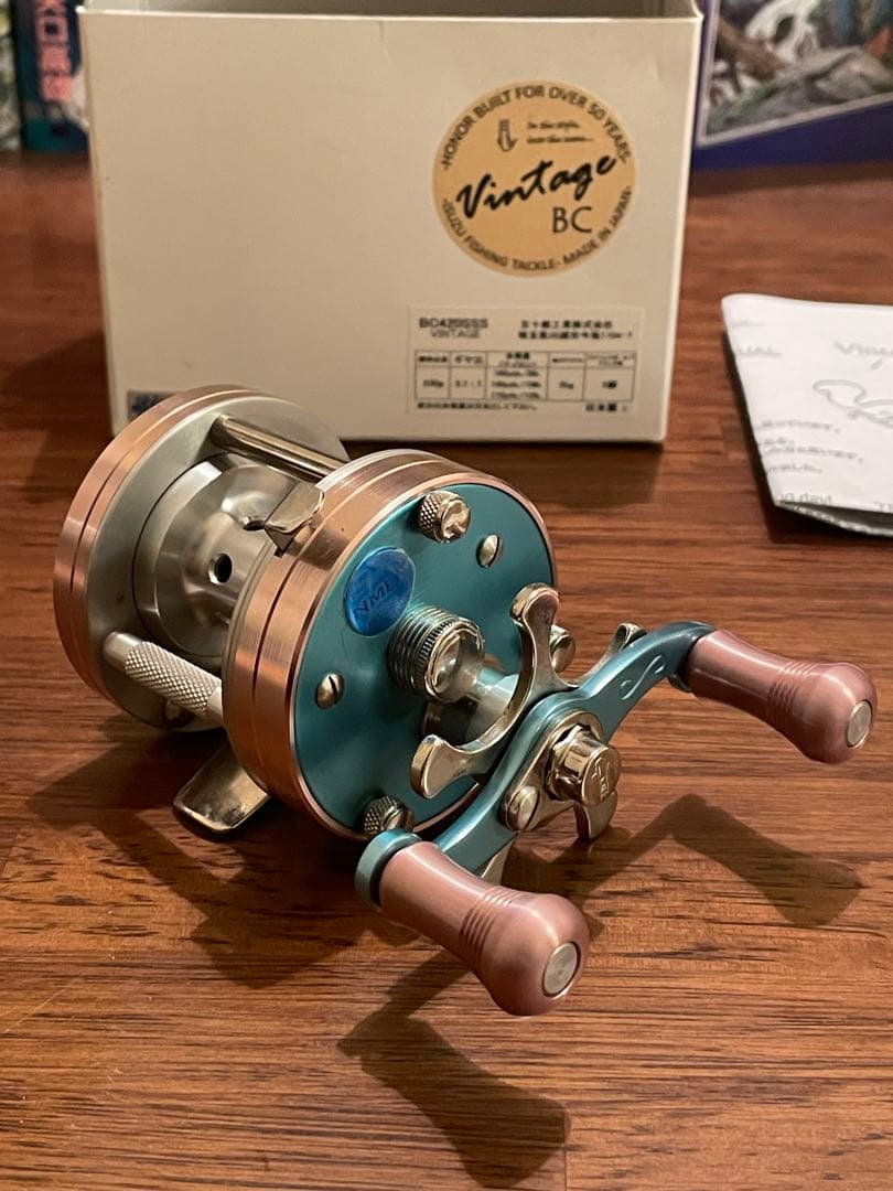 ヴィンテージ420SSS(五十鈴工業)、マイクロキャストスプール(アベイル)