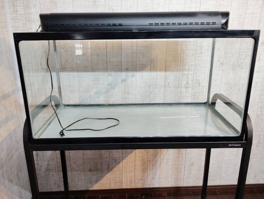 直接引取り限定 兵庫県加東市　90cmガラス水槽 照明 水槽台 セット 中古